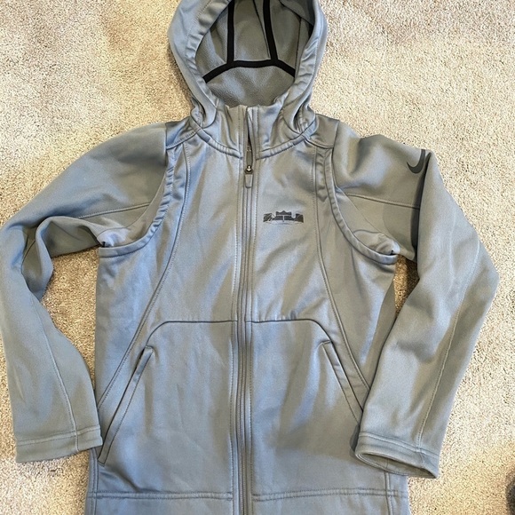 Boys Nike LeBron Hoodie - size Small